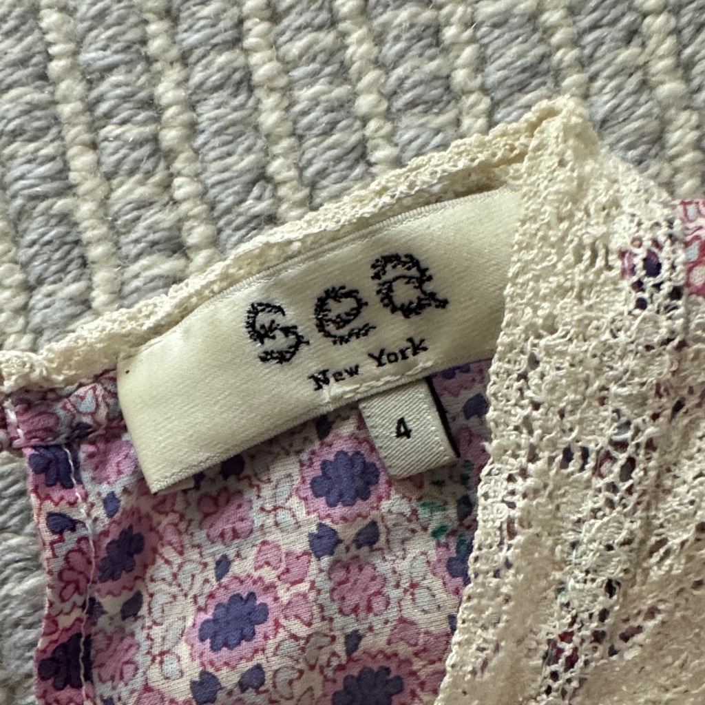 Sea New York Purple Floral Lace Yoke Flutter Sleeve Top — image 3 of 4